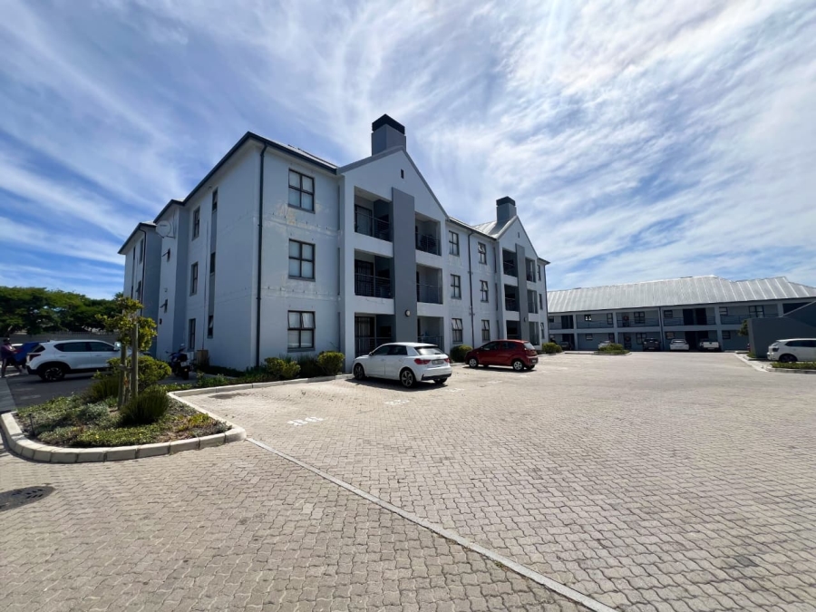 To Let 2 Bedroom Property for Rent in St Dumas Western Cape